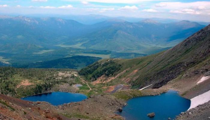 Rybnoye Lake