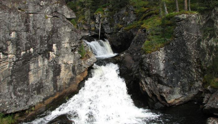 Yazevy Waterfall