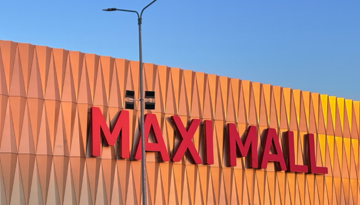 Maxi Mall